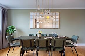 Monarch House Serviced Apartments