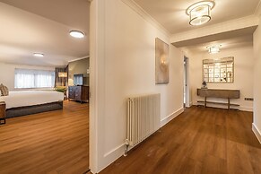 Monarch House Serviced Apartments