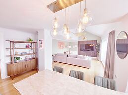 Monarch House Serviced Apartments