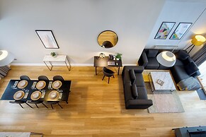 Monarch House Serviced Apartments