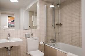 Monarch House Serviced Apartments