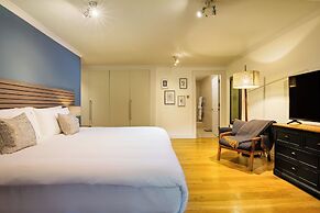 Monarch House Serviced Apartments