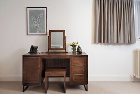 Monarch House Serviced Apartments
