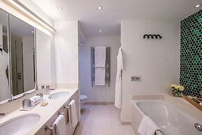 Monarch House Serviced Apartments