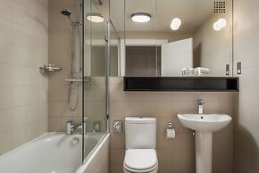 Monarch House Serviced Apartments