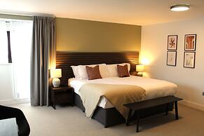 Monarch House Serviced Apartments