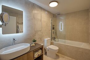Monarch House Serviced Apartments
