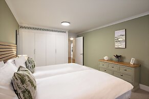 Monarch House Serviced Apartments