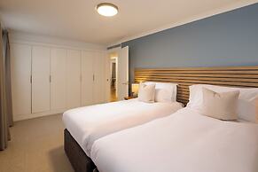 Monarch House Serviced Apartments