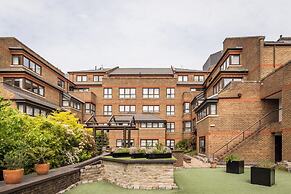 Monarch House Serviced Apartments