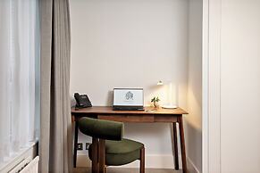 Monarch House Serviced Apartments