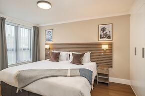 Monarch House Serviced Apartments