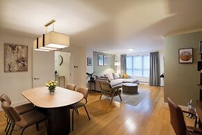 Monarch House Serviced Apartments