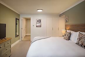 Monarch House Serviced Apartments