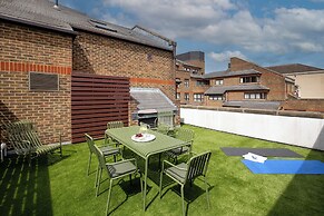 Monarch House Serviced Apartments