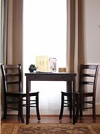 The Dahlonega Square Hotel & Villlas