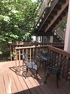 The Dahlonega Square Hotel & Villlas