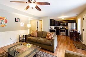 The Dahlonega Square Hotel & Villlas