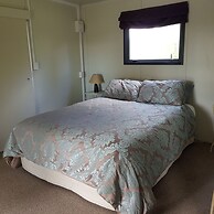 Hawkdun Rise Vineyard & Accommodation