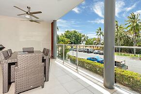 Peponi 4 - Beachfront Apartment