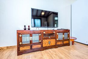 Stone Statue Village Hanok