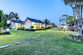 Stone Statue Village Hanok