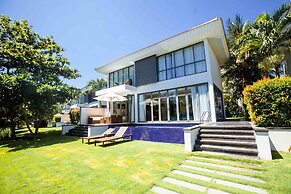 Ocean Villas Beach Resort