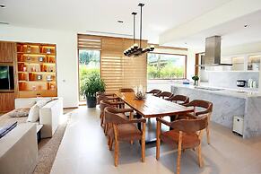 Ocean Villas Beach Resort