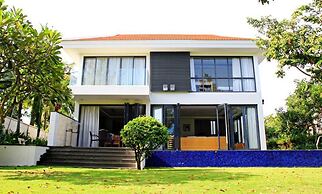 Ocean Villas Beach Resort