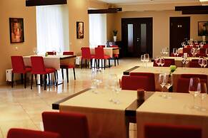 Puscha Congress Hotel