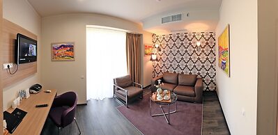 Puscha Congress Hotel