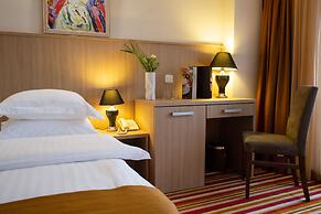 Puscha Congress Hotel