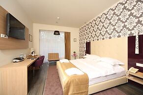 Puscha Congress Hotel