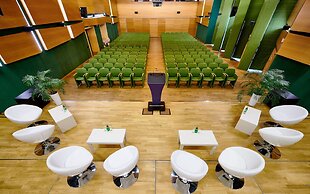 Puscha Congress Hotel