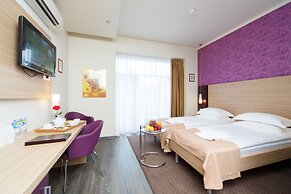 Puscha Congress Hotel