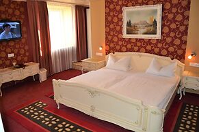 Hotel-Restaurant STRAUSSEN