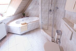 Hotel-Restaurant STRAUSSEN