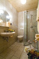 Hotel-Restaurant STRAUSSEN