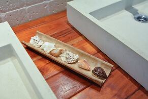 Luxurious Sea Front Villa in Mallorca