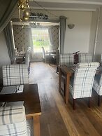 The Coach And Horses Inn