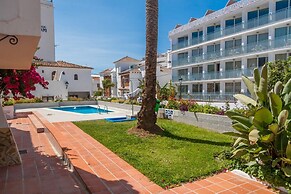 Aptos Pueblo Andaluz  Nerja