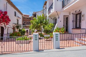 Aptos Pueblo Andaluz  Nerja