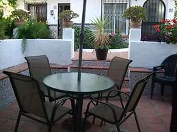 Aptos Pueblo Andaluz  Nerja