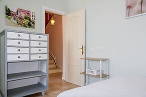 Aptos Pueblo Andaluz  Nerja