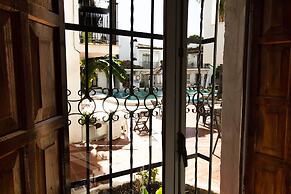 Aptos Pueblo Andaluz  Nerja