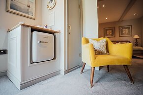 Farthings Hotel and Restaurant