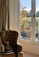 Farthings Hotel and Restaurant