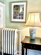 Farthings Hotel and Restaurant