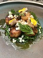 Farthings Hotel and Restaurant