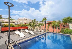 A&EM Art Hotel